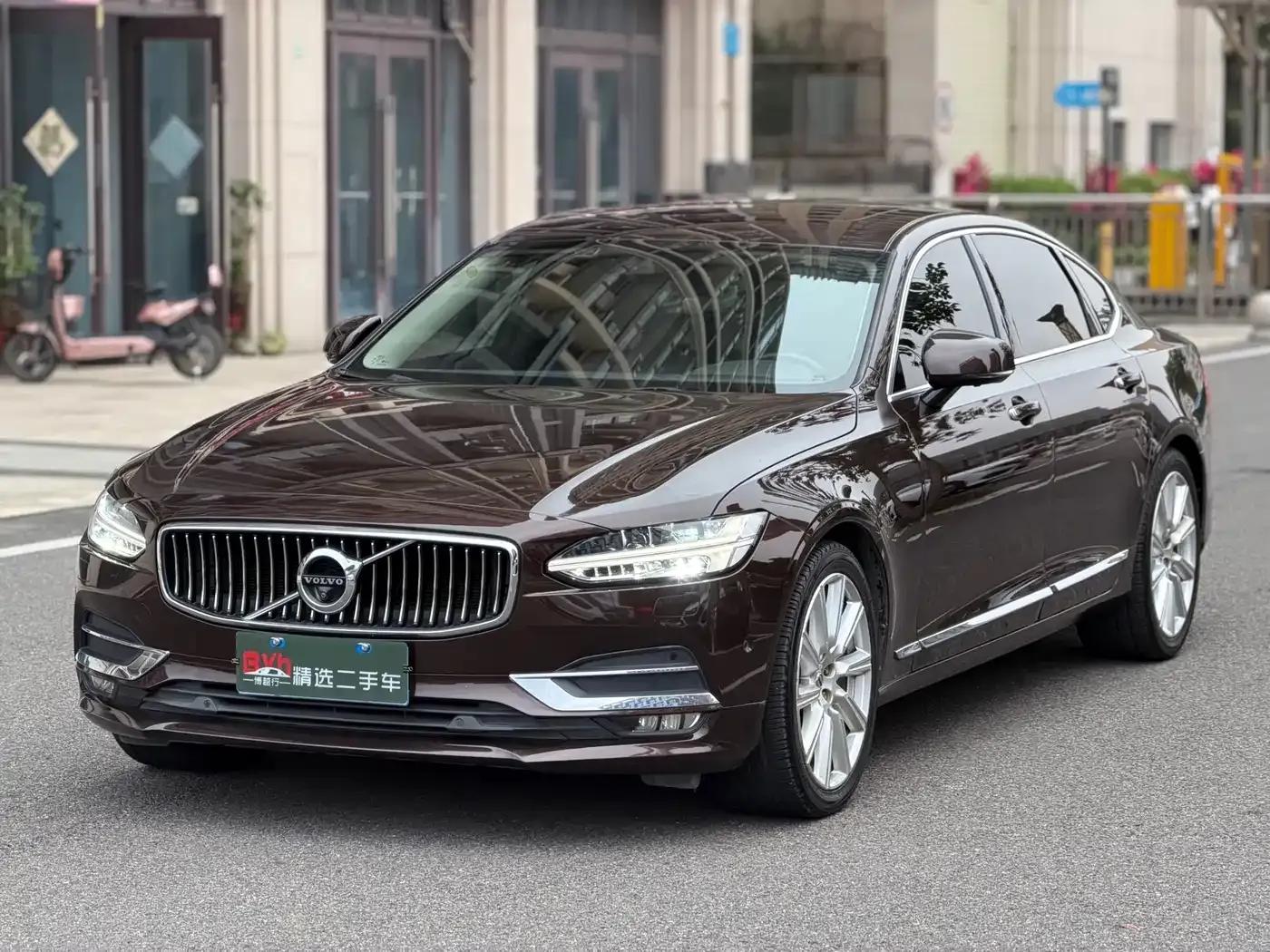 2017 Volvo S90 T5 Smart Edition — миниатюра 4