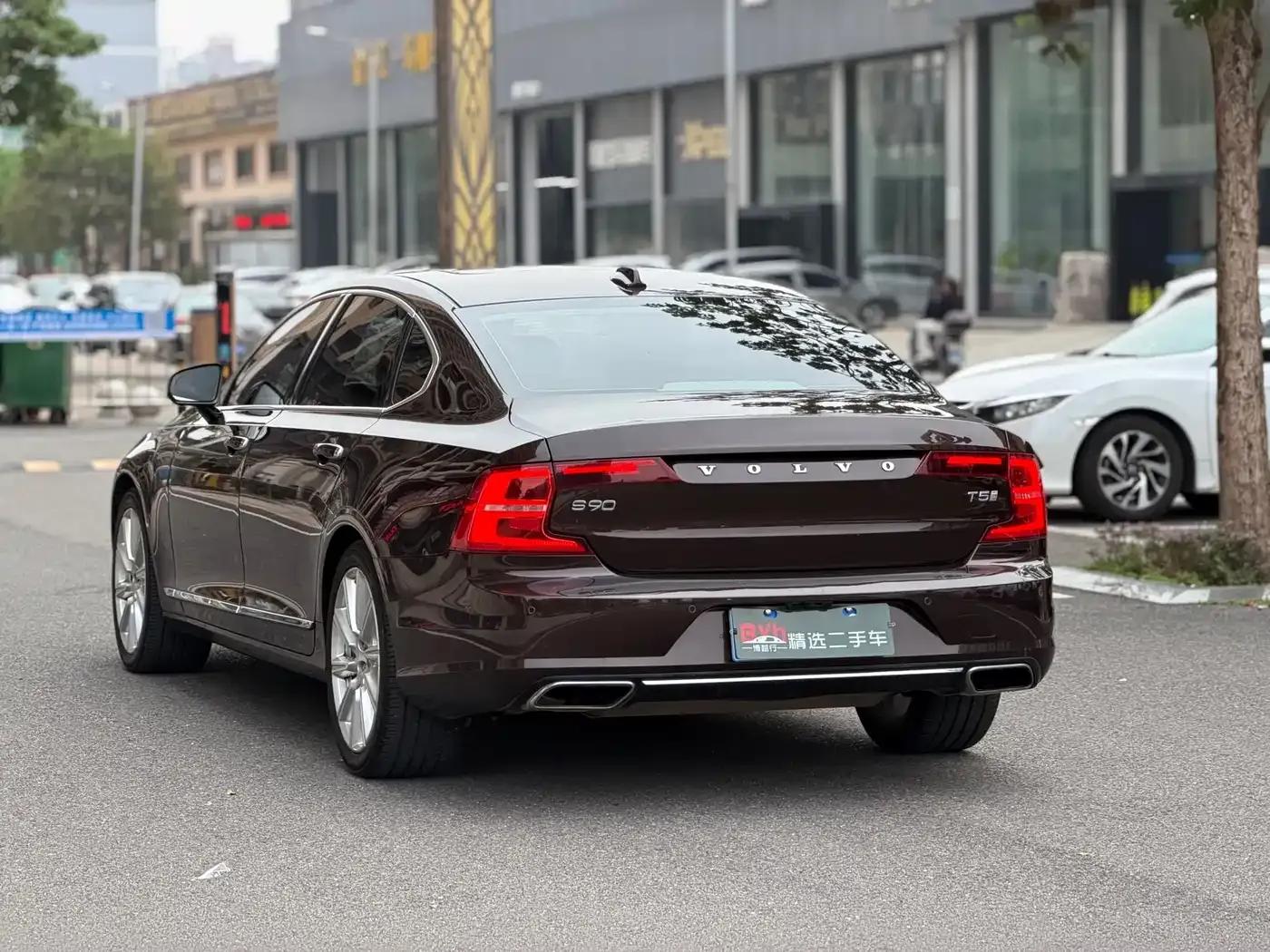 2017 Volvo S90 T5 Smart Edition — миниатюра 6