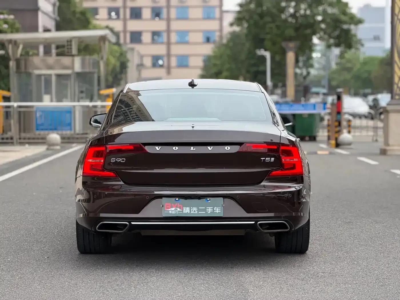 2017 Volvo S90 T5 Smart Edition — миниатюра 7