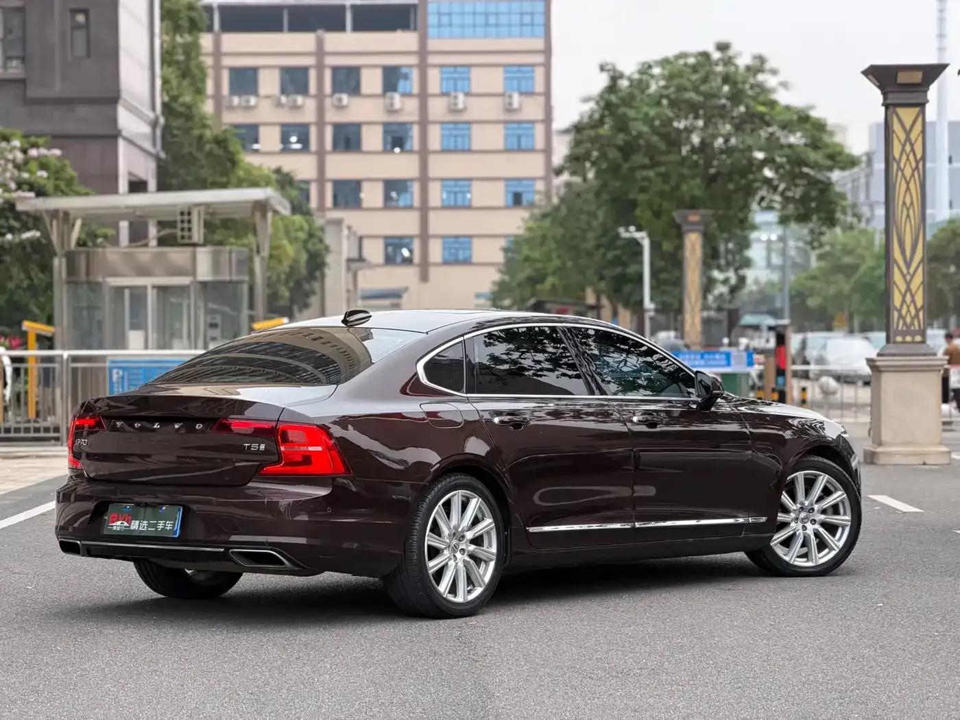 2017 Volvo S90 T5 Smart Edition — миниатюра 8