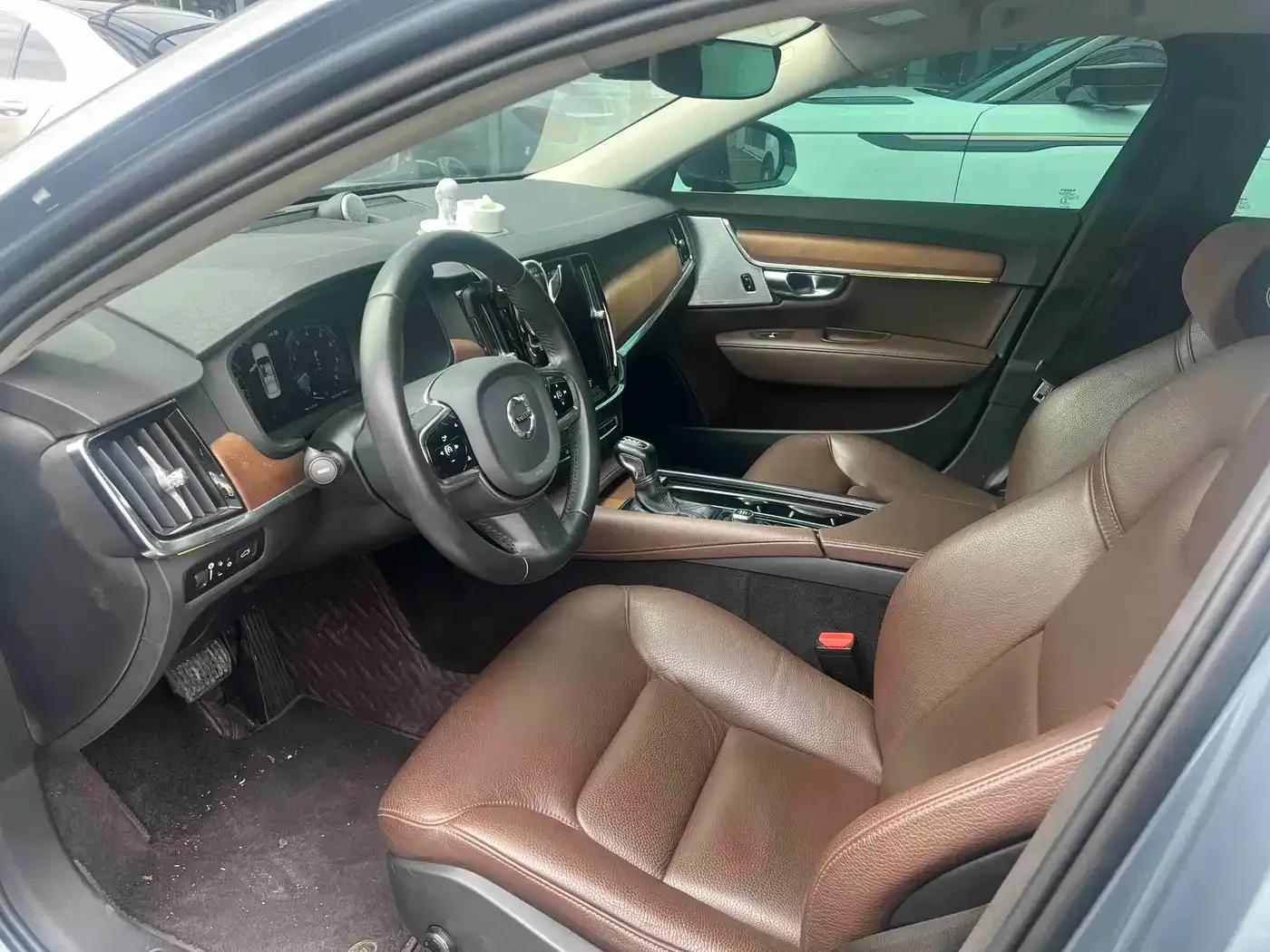 2020 Volvo S90 T5 Inscription Luxury Edition — миниатюра 6