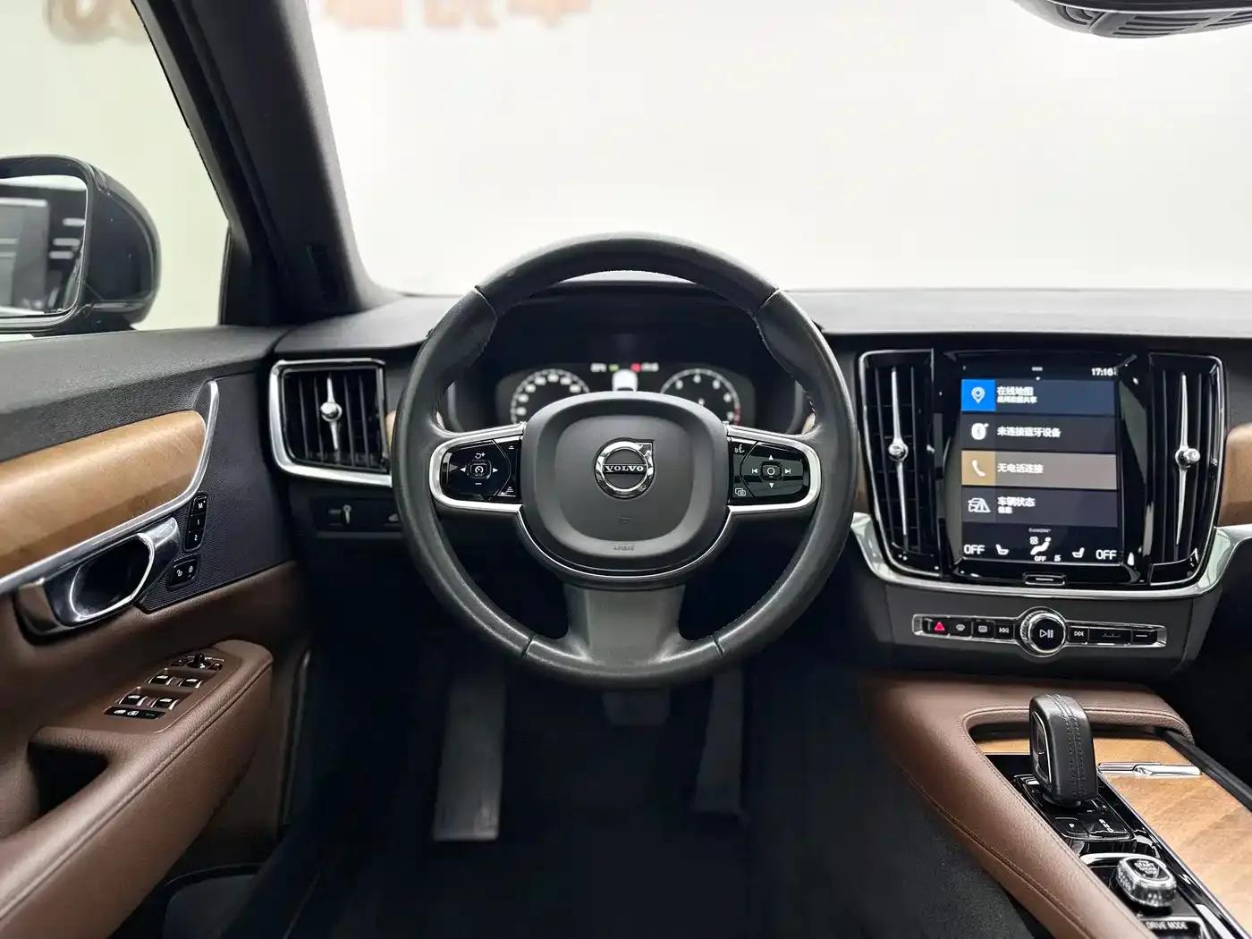 2021 Volvo S90 B5 Smart Luxury Edition — миниатюра 7