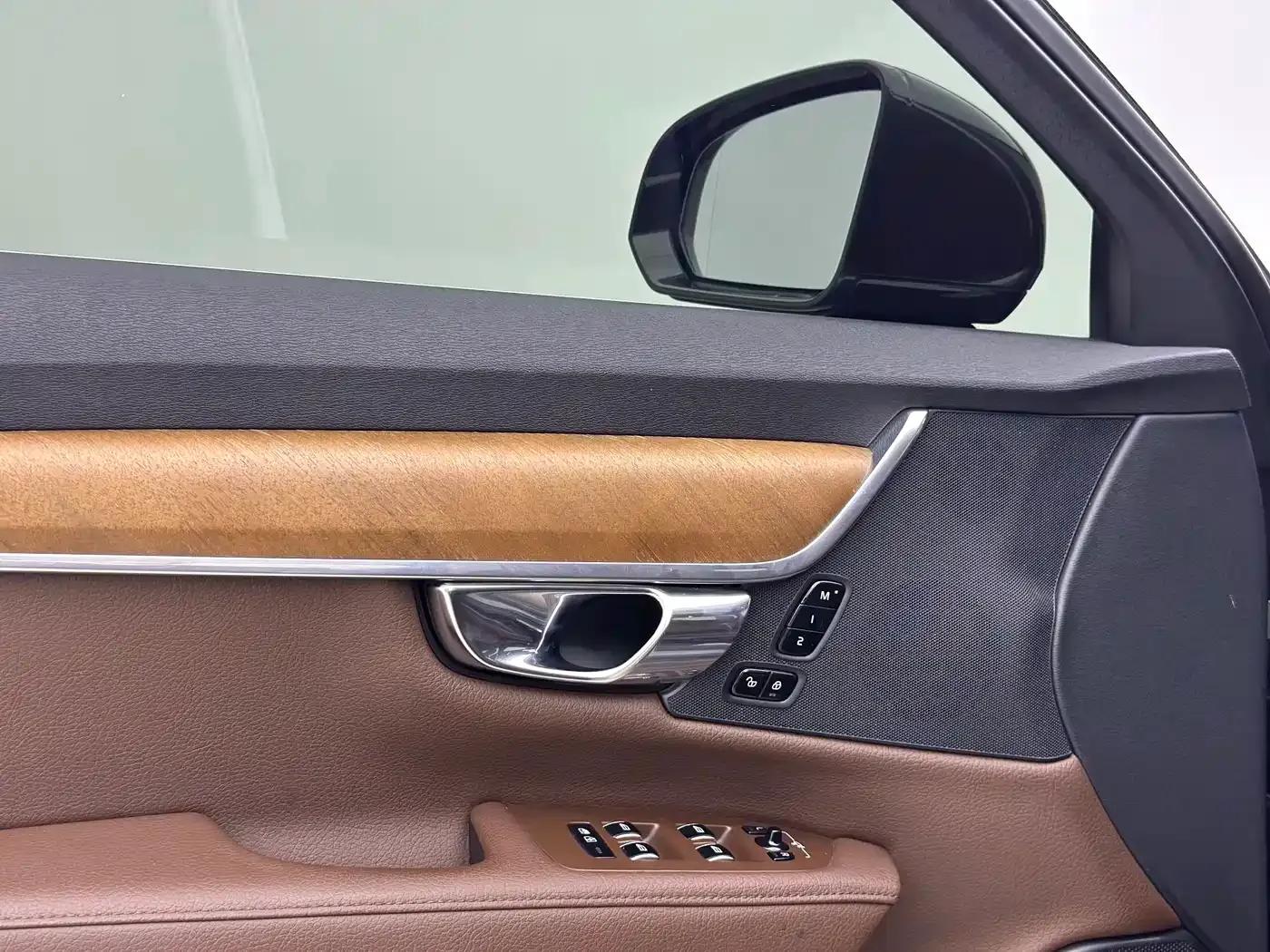 2021 Volvo S90 B5 Smart Luxury Edition — миниатюра 9