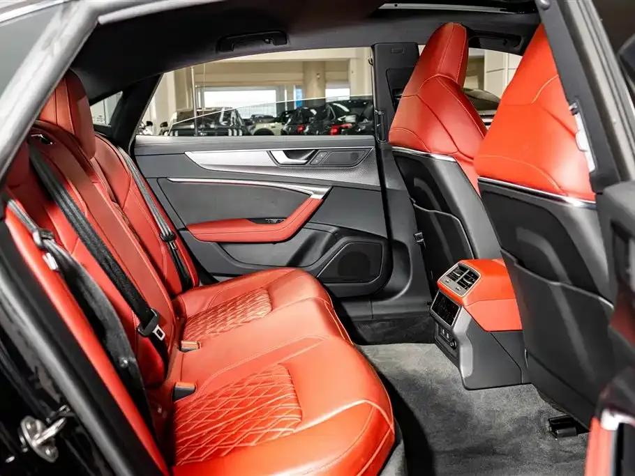 2024 Audi A7L 45 TFSI quattro Black Edition — миниатюра 22