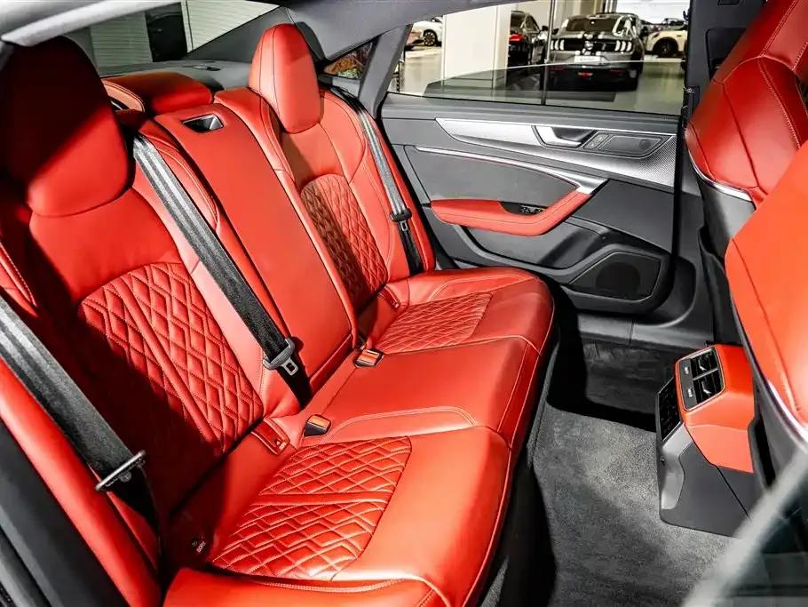 2024 Audi A7L 45 TFSI quattro Black Edition — миниатюра 24