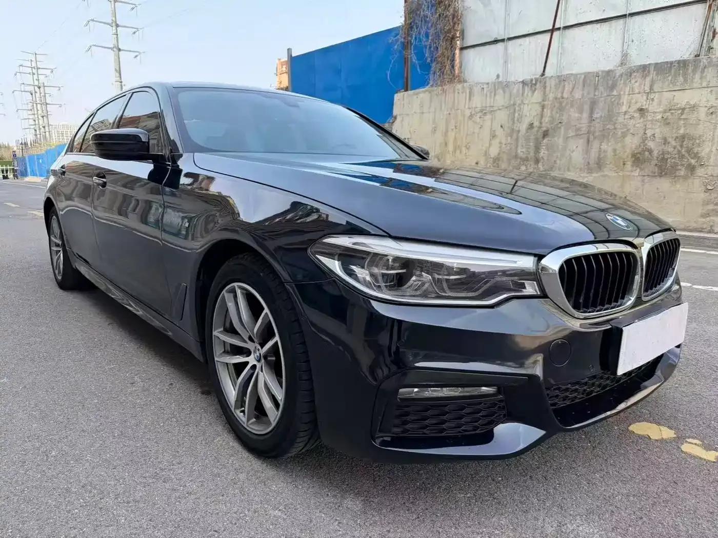 2018 BMW 5 Series 525Li M Sport Package — миниатюра 3