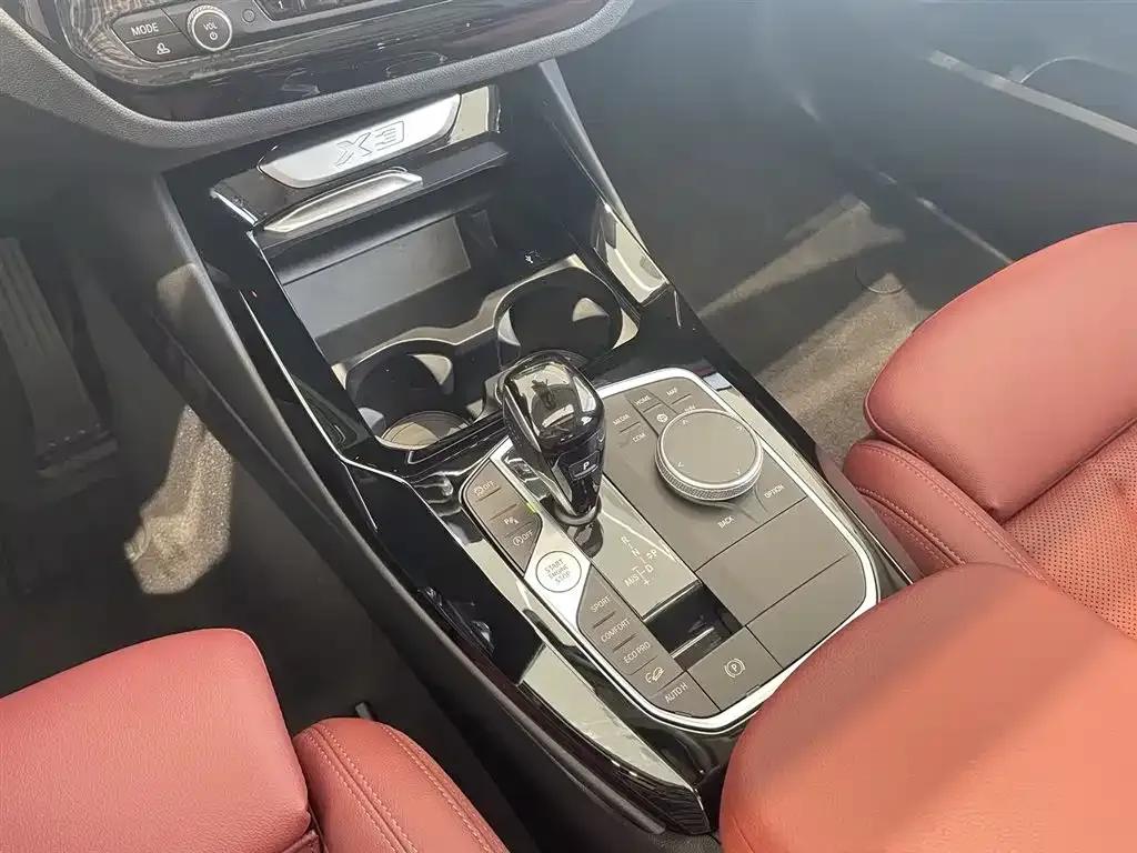2023 BMW X3 xDrive25i M Sport Package — миниатюра 13