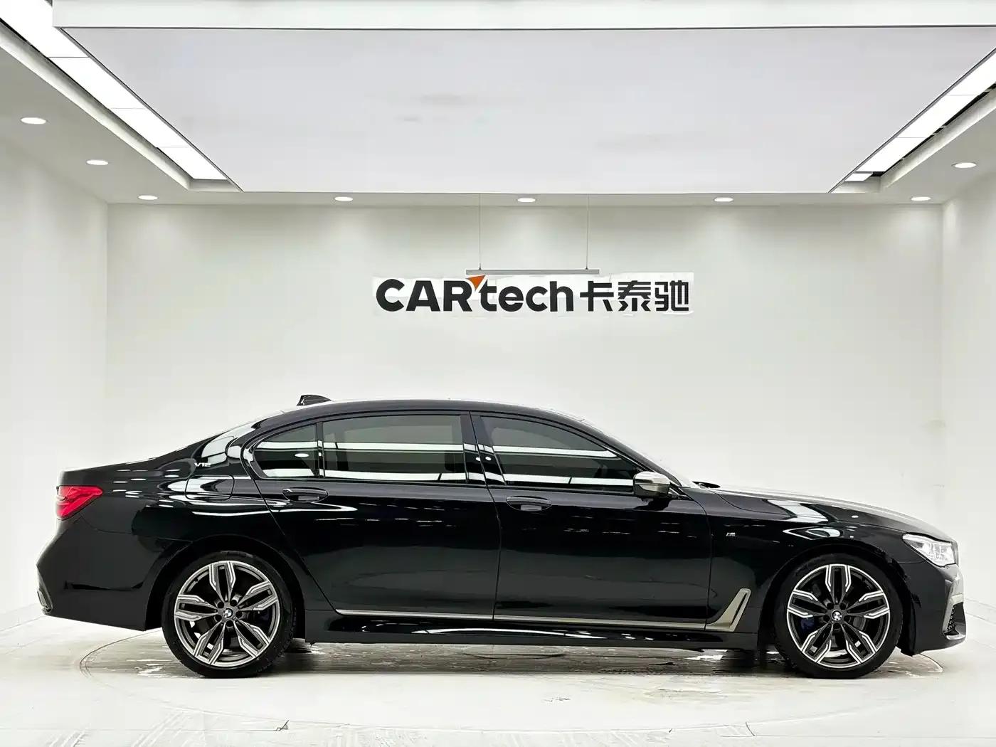 2017 BMW 7 Series M760Li xDrive — миниатюра 6