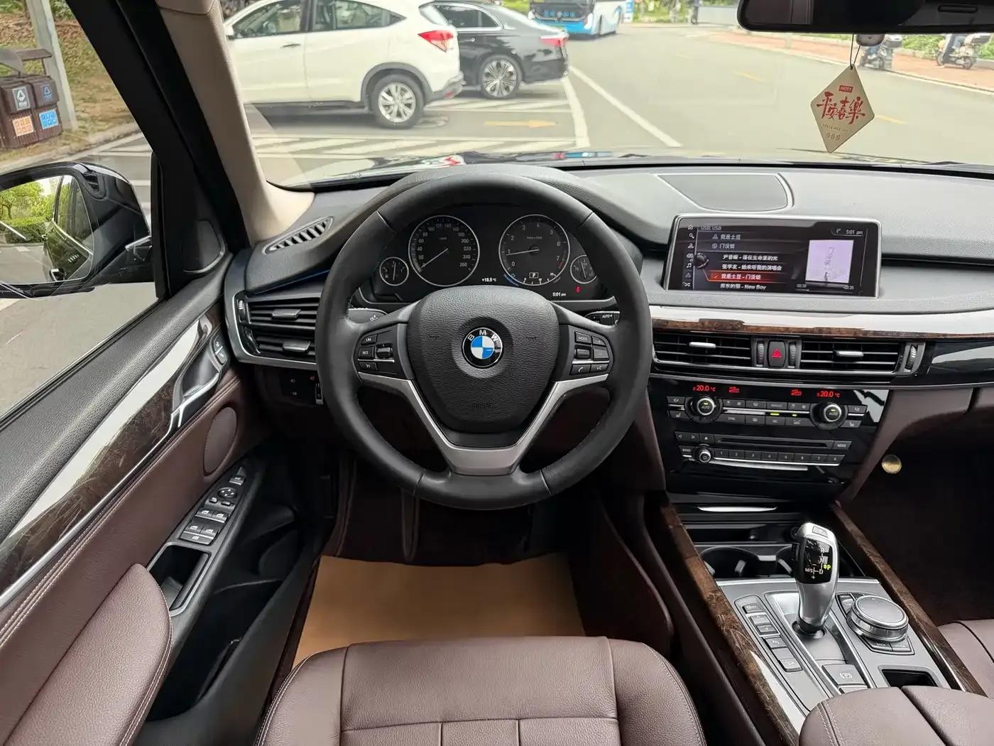 BMW X5 (Imported) 2017 xDrive28i — миниатюра 16