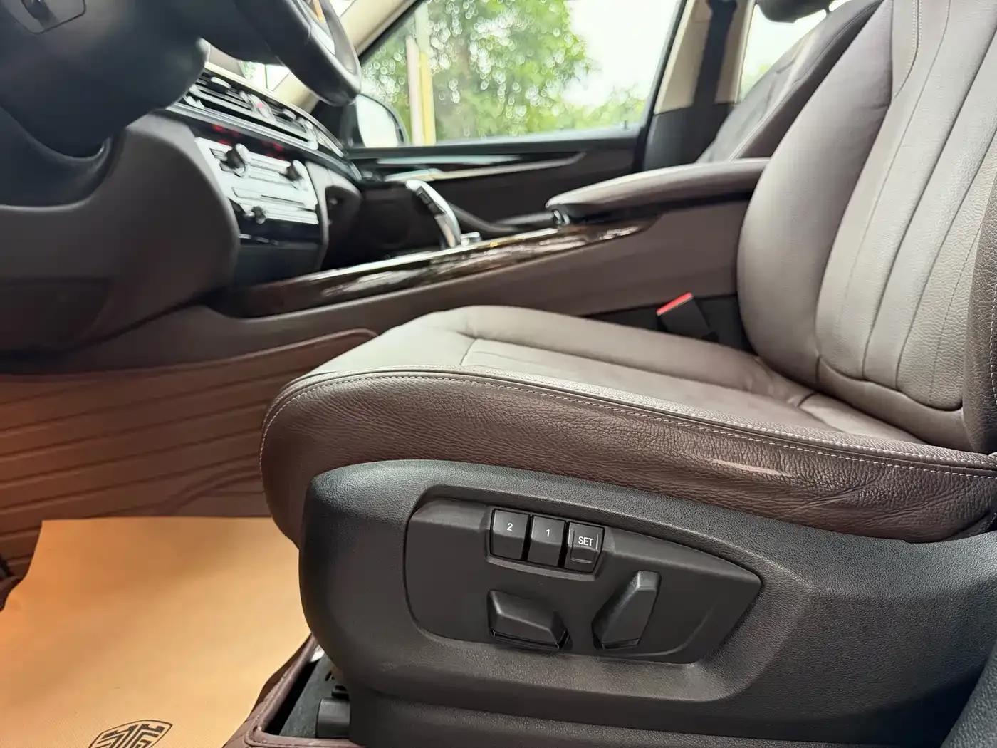 BMW X5 (Imported) 2017 xDrive28i — миниатюра 25