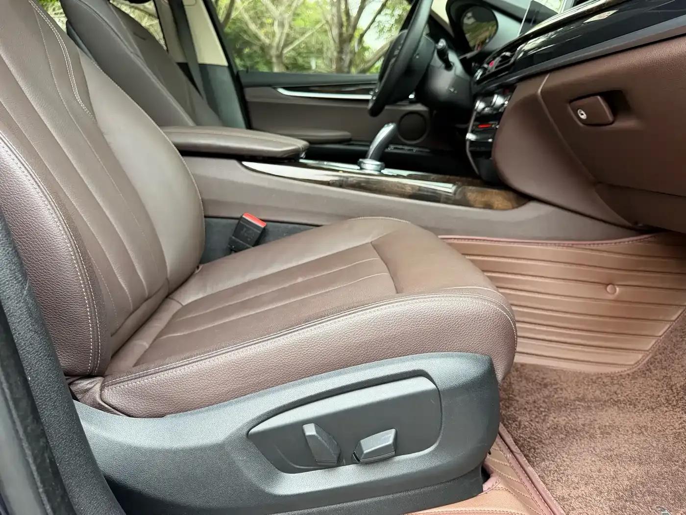 BMW X5 (Imported) 2017 xDrive28i — миниатюра 28