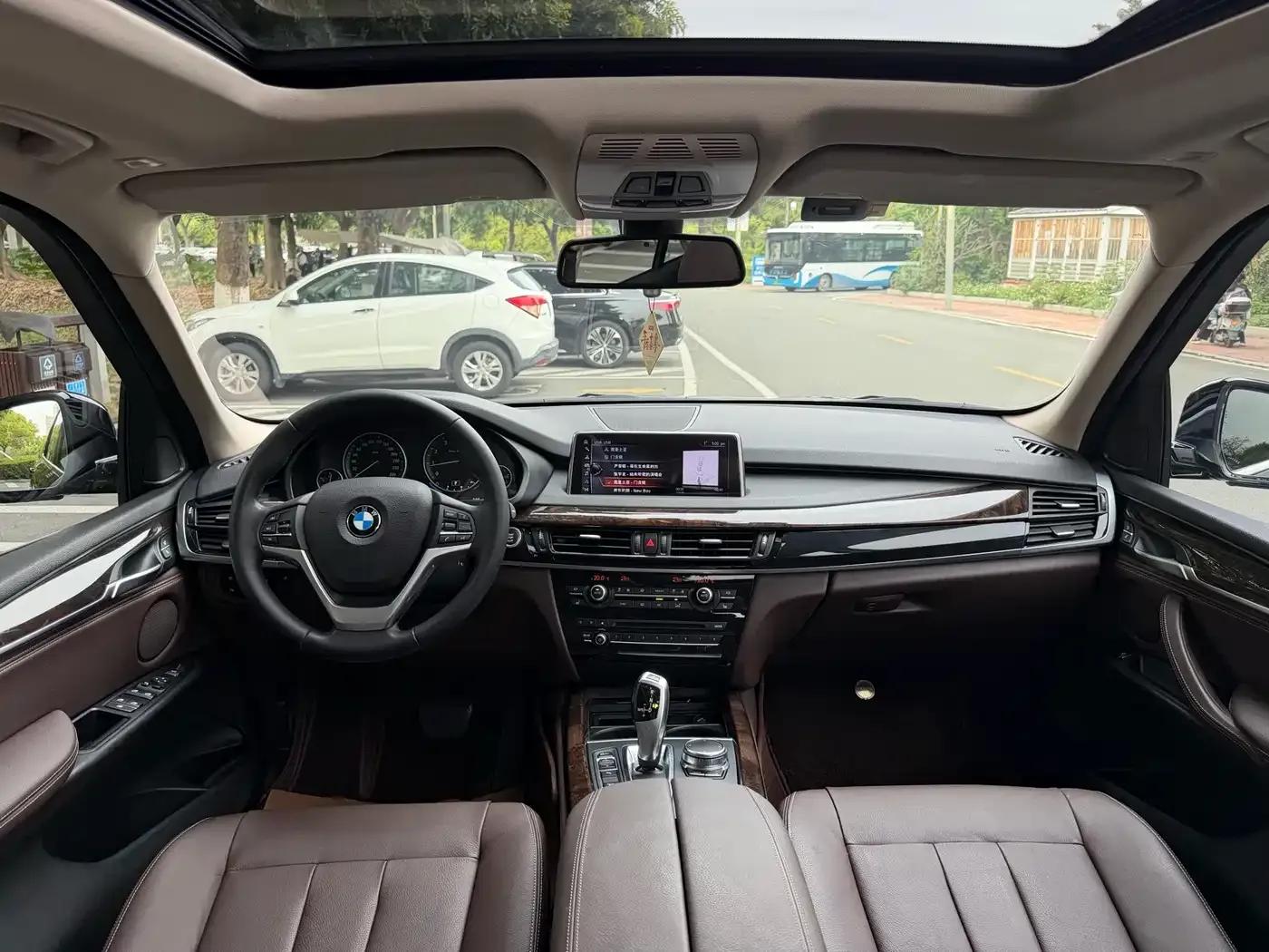 BMW X5 (Imported) 2017 xDrive28i — миниатюра 5
