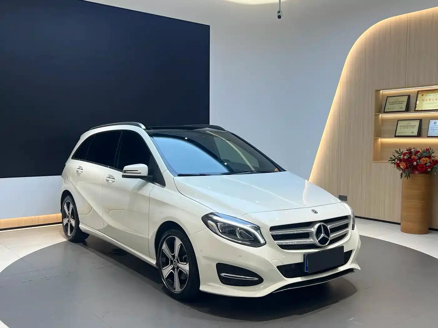 2018 Mercedes-Benz B-Class B 200 Fashion Edition — миниатюра 3