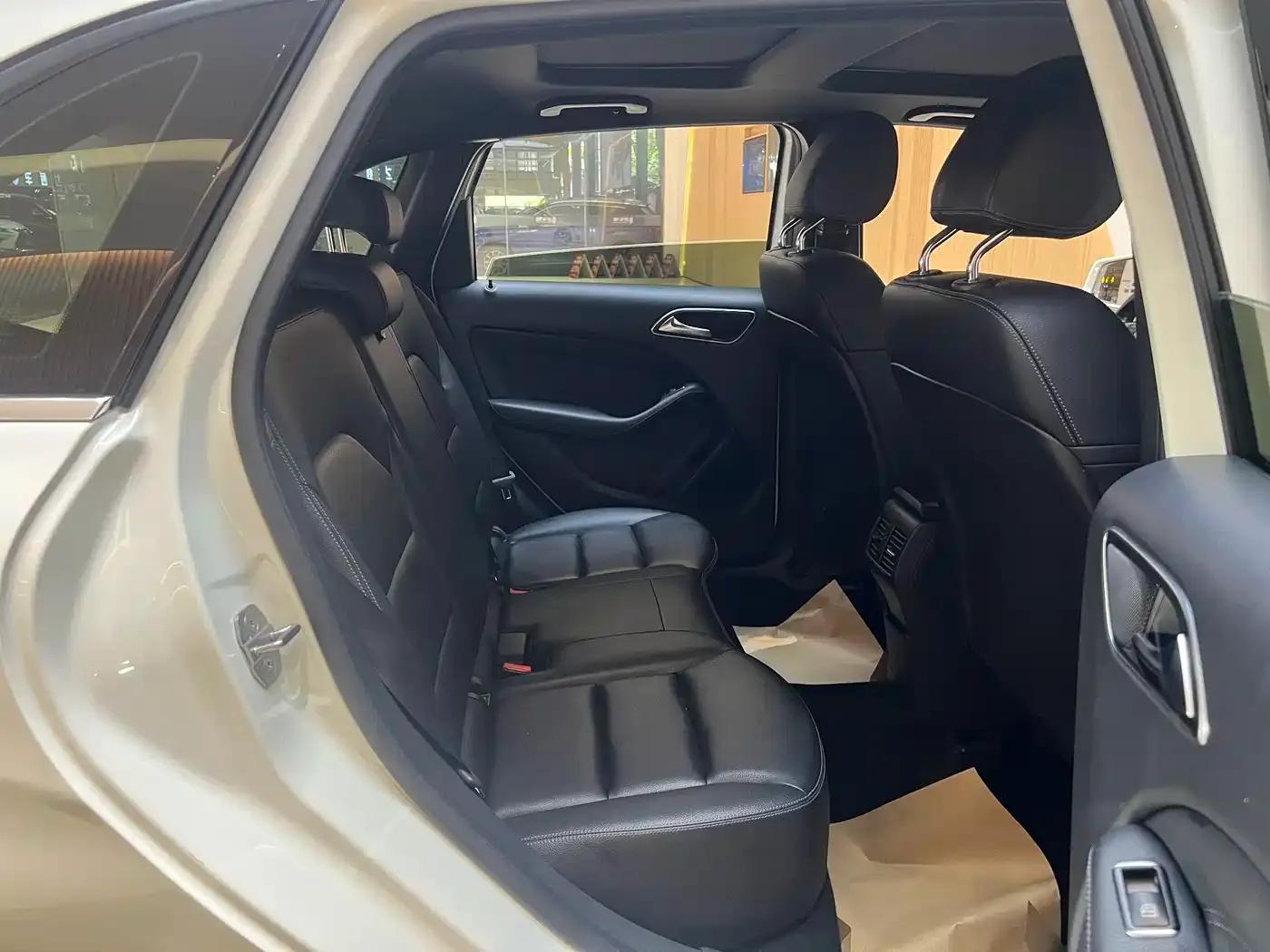 2018 Mercedes-Benz B-Class B 200 Fashion Edition — миниатюра 10