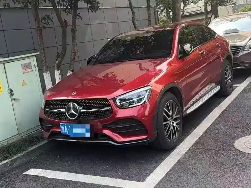 2020 Mercedes-Benz GLC Coupe, GLC 300 4MATIC Coupe SUV — миниатюра 1