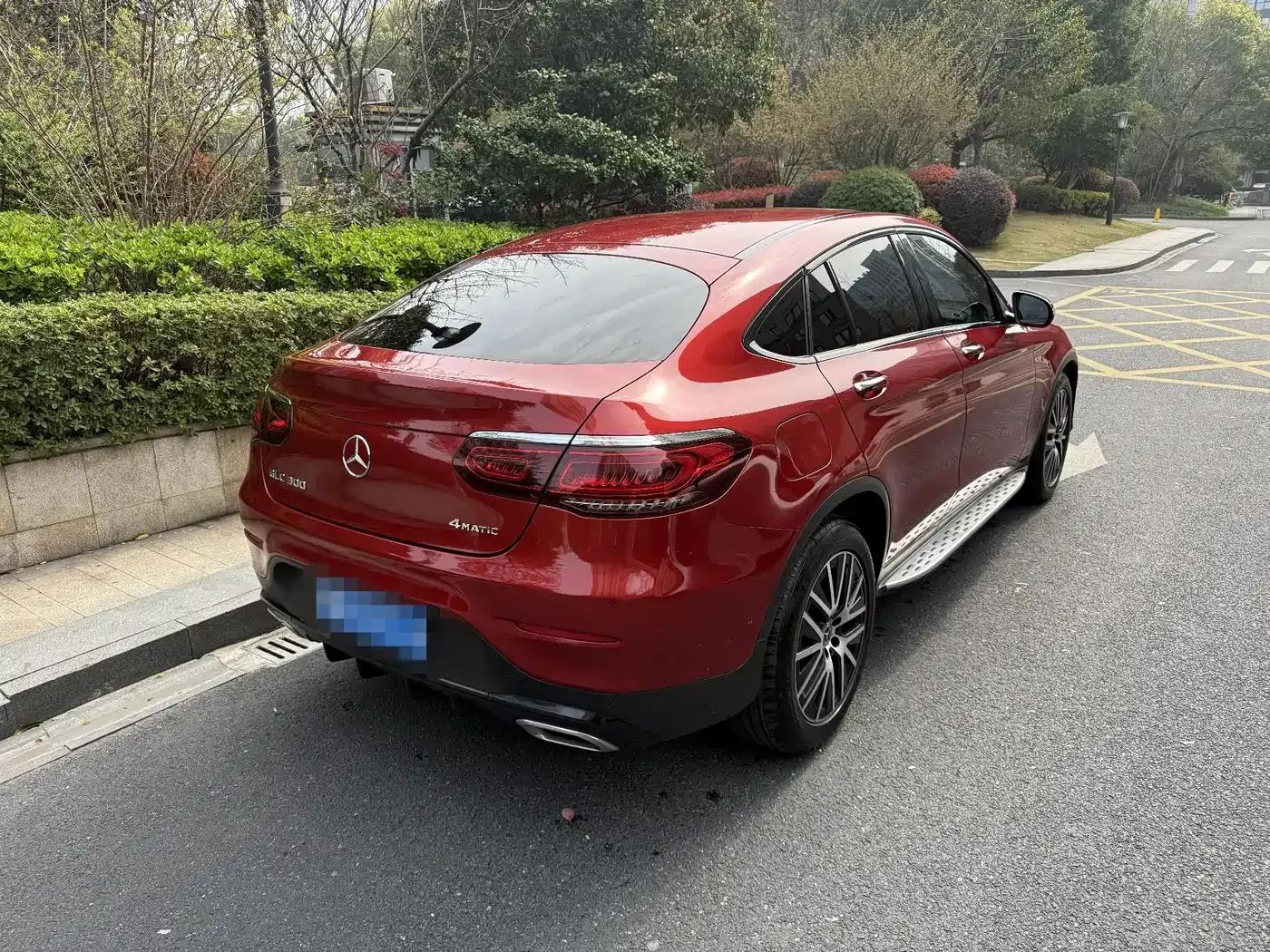 2020 Mercedes-Benz GLC Coupe, GLC 300 4MATIC Coupe SUV — миниатюра 5