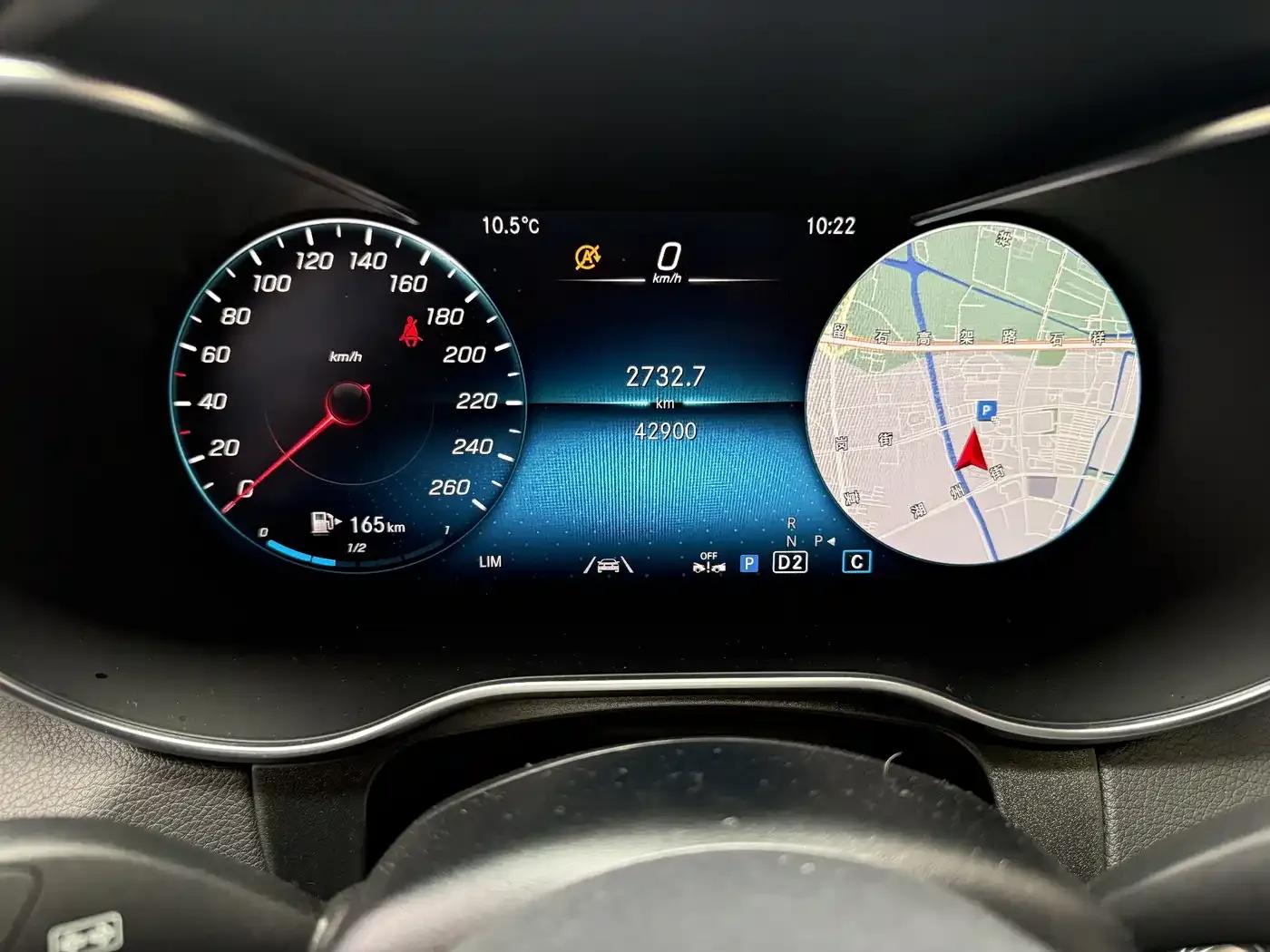2020 Mercedes-Benz GLC Coupe, GLC 300 4MATIC Coupe SUV — миниатюра 10