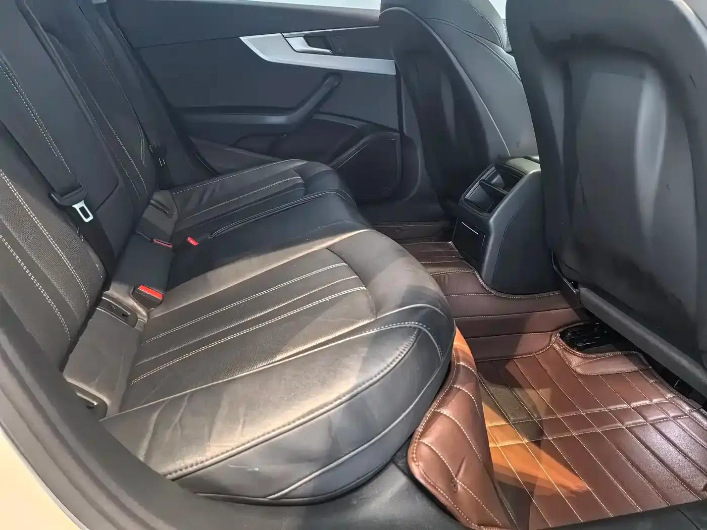 Audi A4L 2020 40 TFSI Fashion Dynamic Edition — миниатюра 3