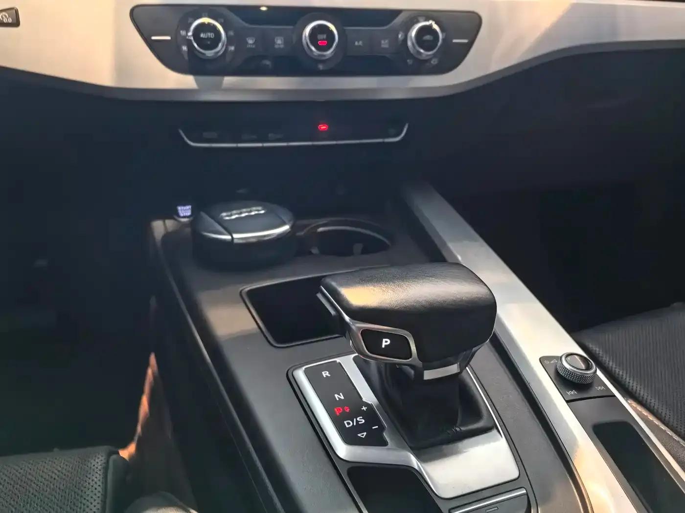 Audi A4L 2020 40 TFSI Fashion Dynamic Edition — миниатюра 9