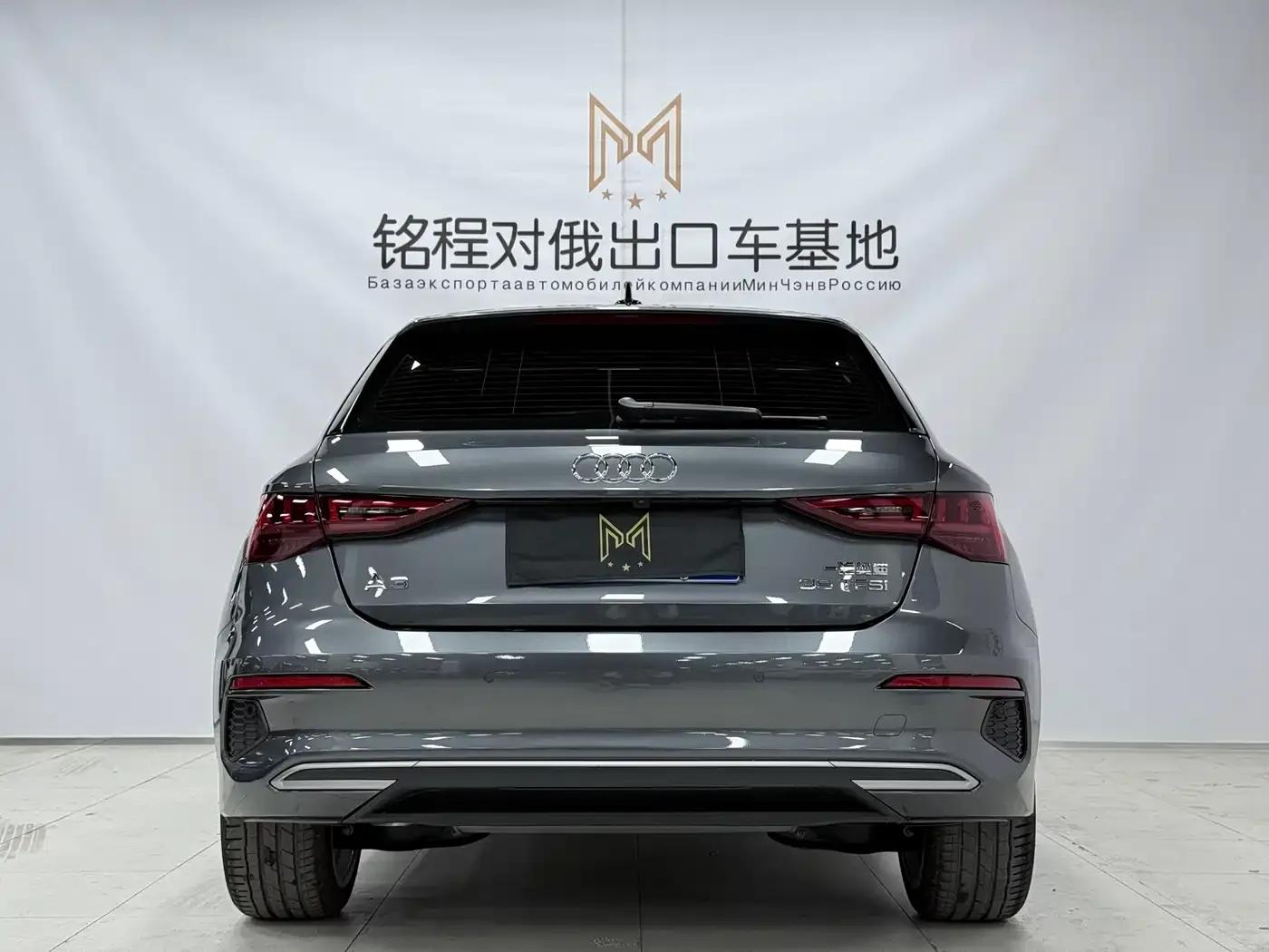Audi A3 2022 Sportback 35 TFSI Fashionable Elegant Model — миниатюра 5