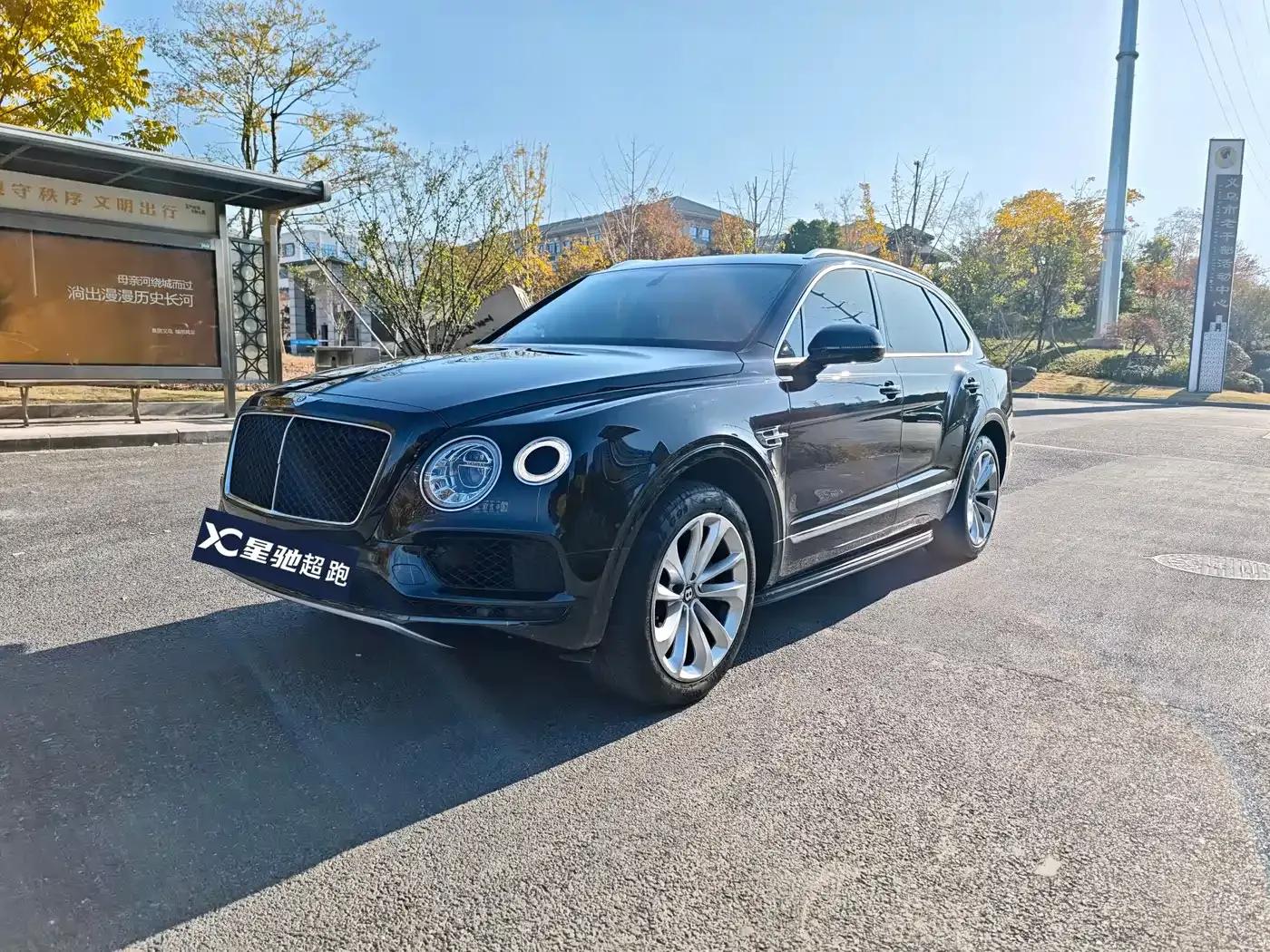 Bentayga 2018 4.0T V8 — миниатюра 1