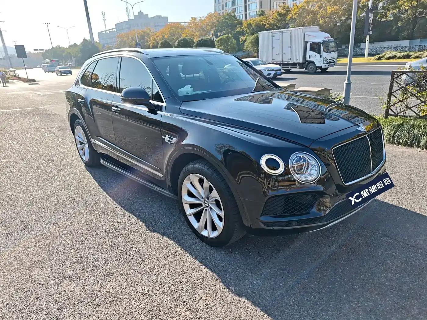 Bentayga 2018 4.0T V8 — миниатюра 5
