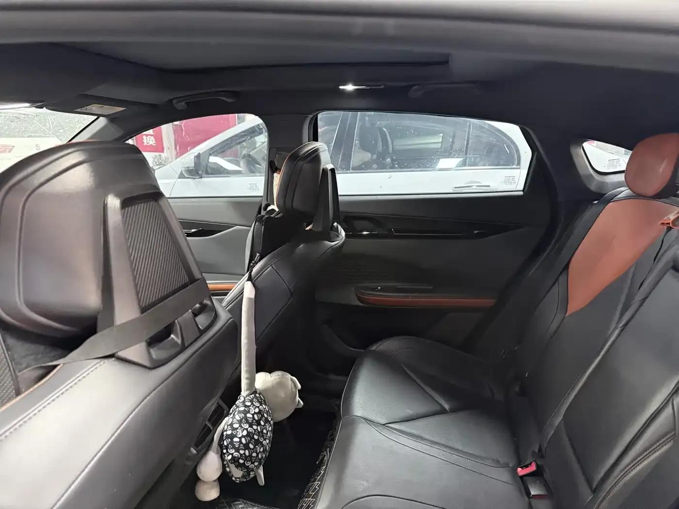 Changan UNI-V 2022 1.5T Smart Navigation Edition — миниатюра 11