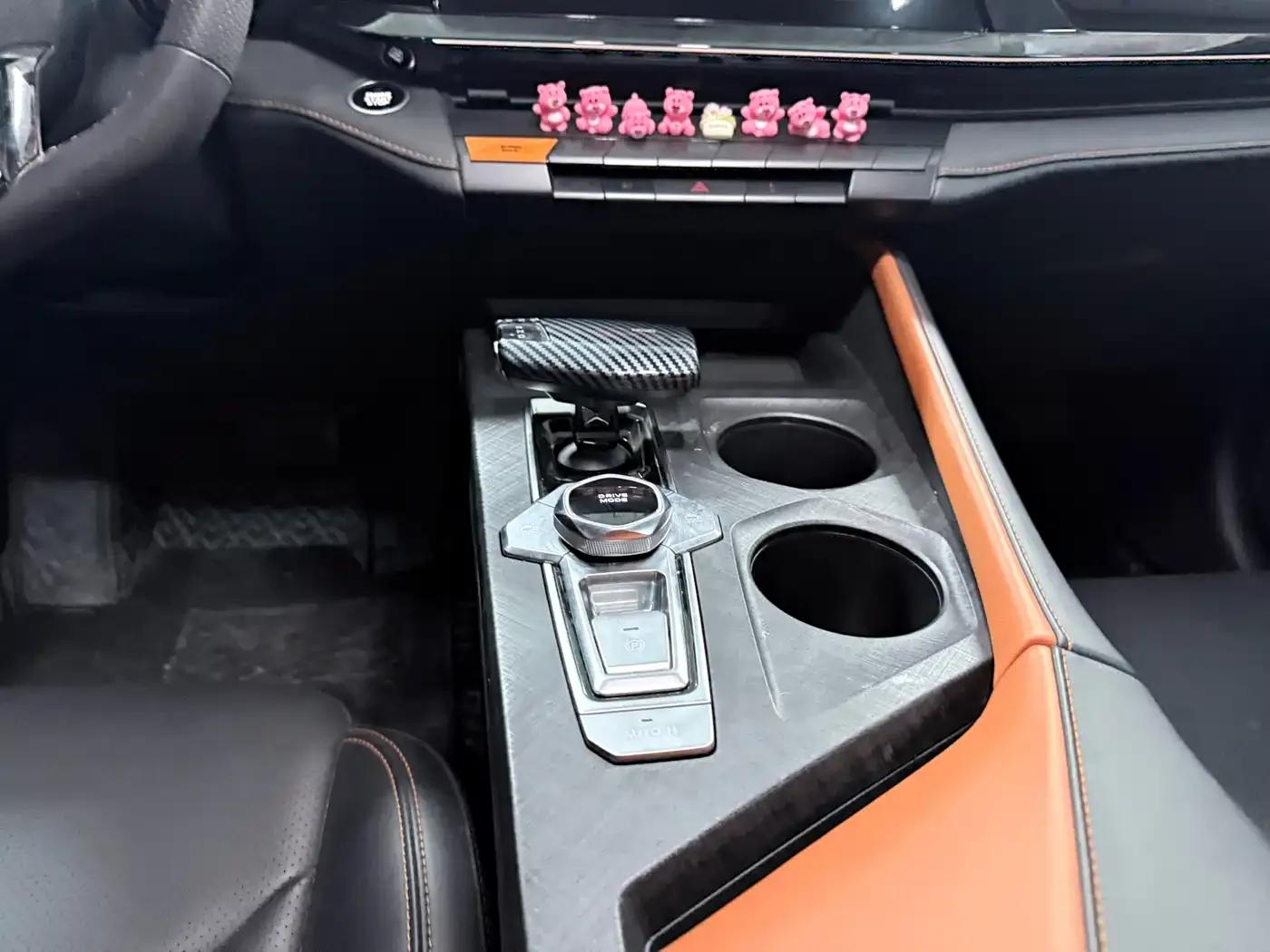 Changan UNI-V 2022 1.5T Smart Navigation Edition — миниатюра 15
