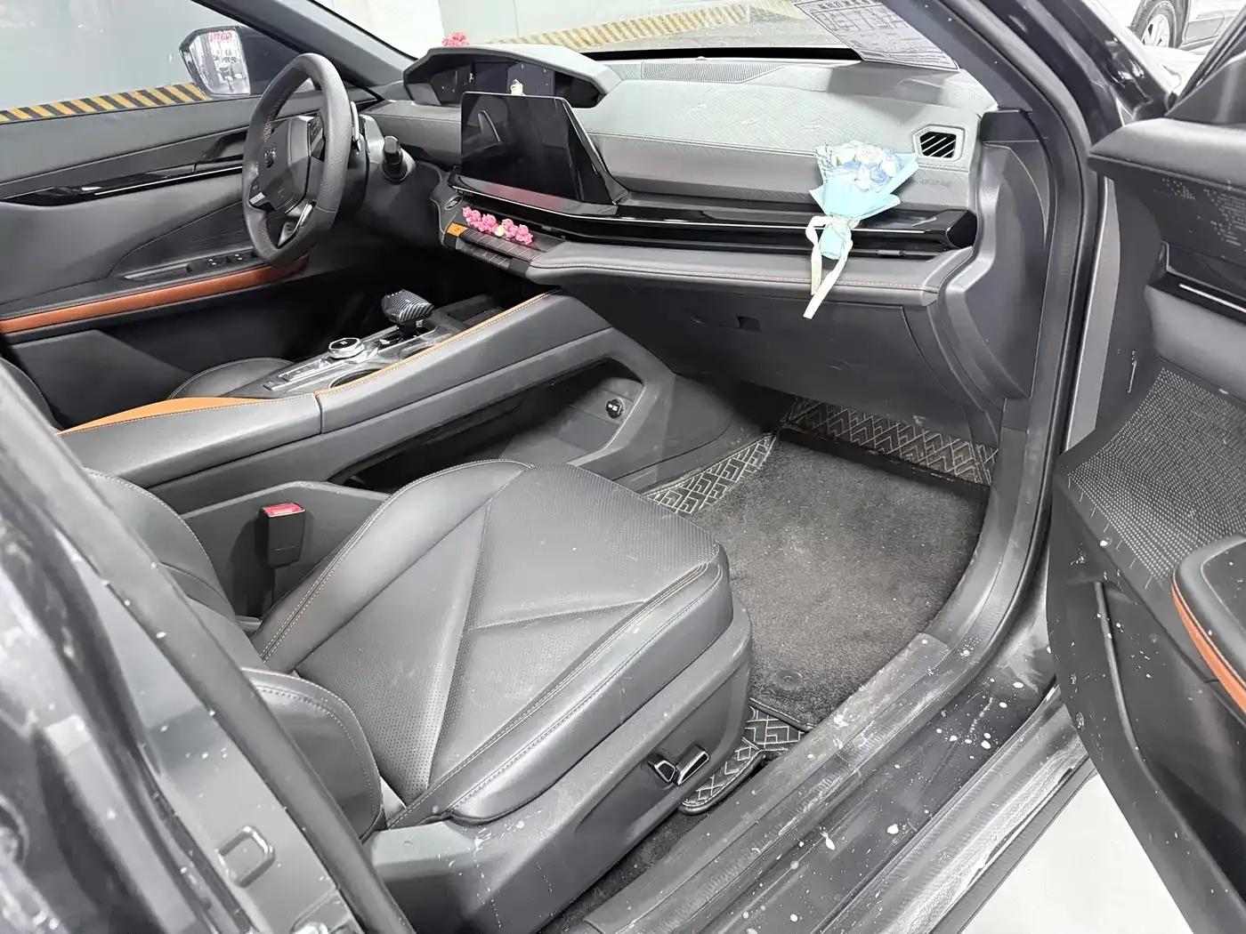 Changan UNI-V 2022 1.5T Smart Navigation Edition — миниатюра 20