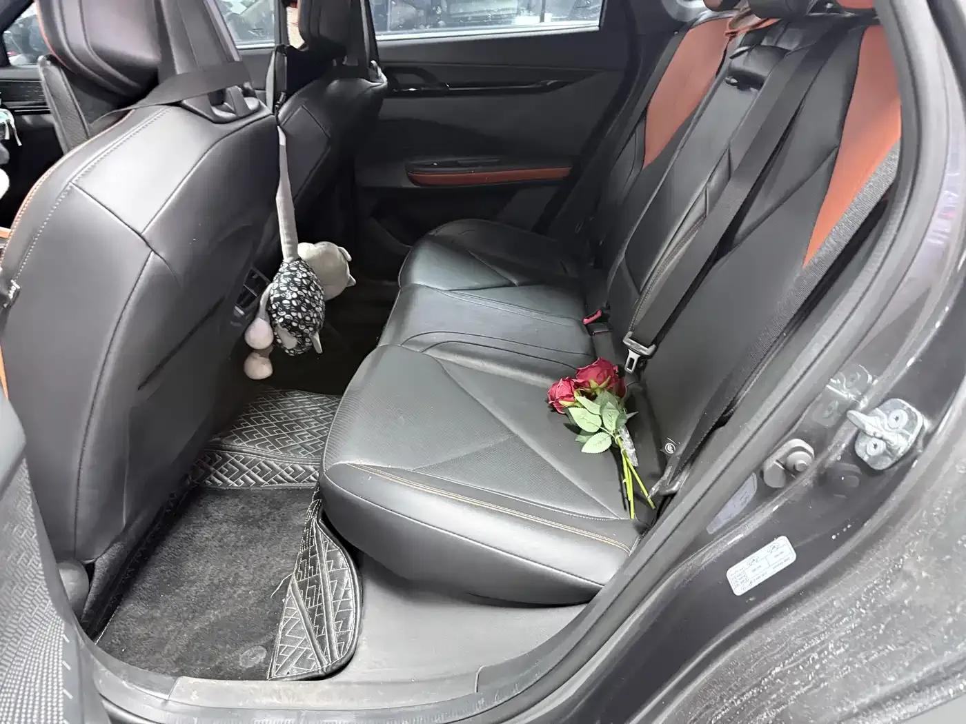 Changan UNI-V 2022 1.5T Smart Navigation Edition — миниатюра 10