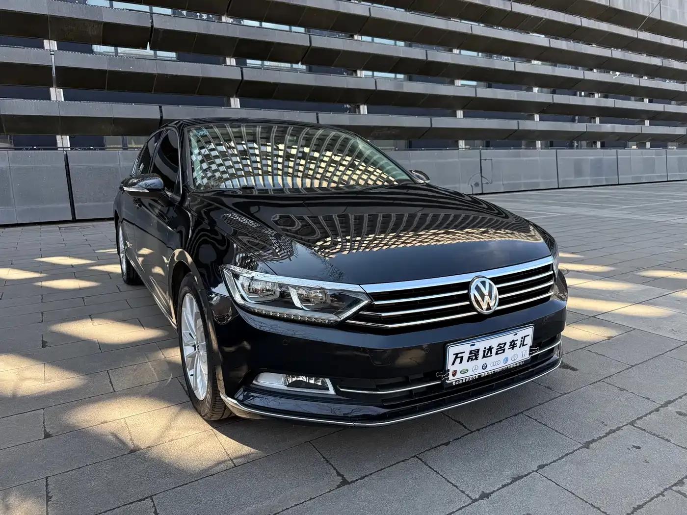 2018 Volkswagen Passat 380TSI DSG Luxury — миниатюра 3
