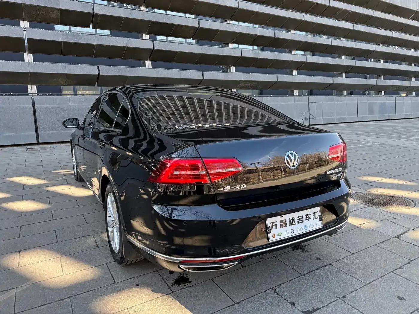 2018 Volkswagen Passat 380TSI DSG Luxury — миниатюра 6