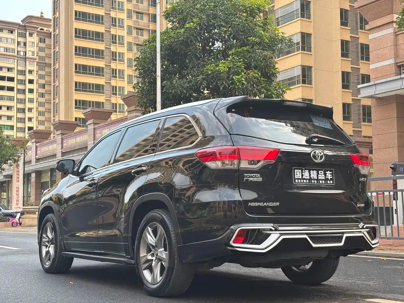2018 Toyota Highlander 2.0T 4WD Premium Edition 7-seater (China VI Emission Standard) — миниатюра 4