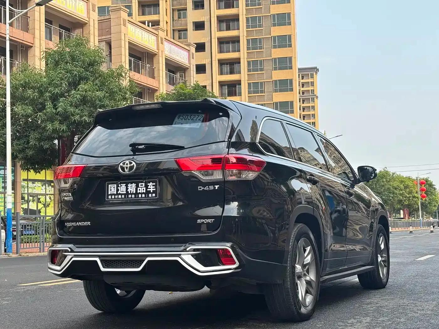 2018 Toyota Highlander 2.0T 4WD Premium Edition 7-seater (China VI Emission Standard) — миниатюра 6
