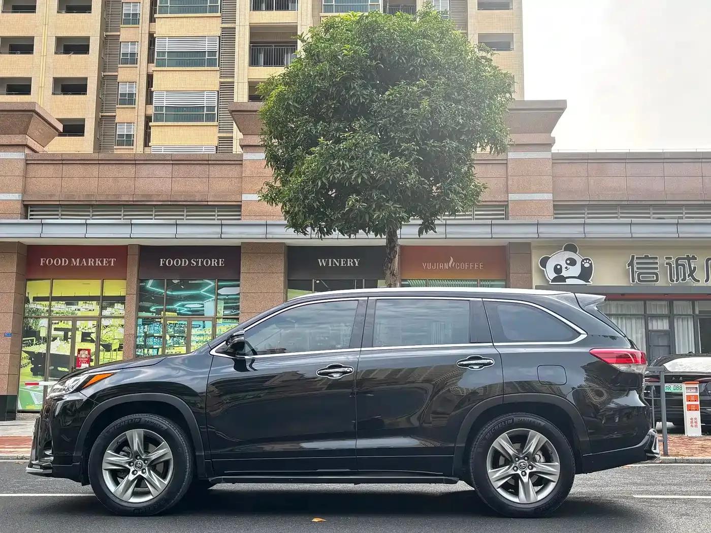 2018 Toyota Highlander 2.0T 4WD Premium Edition 7-seater (China VI Emission Standard) — миниатюра 7