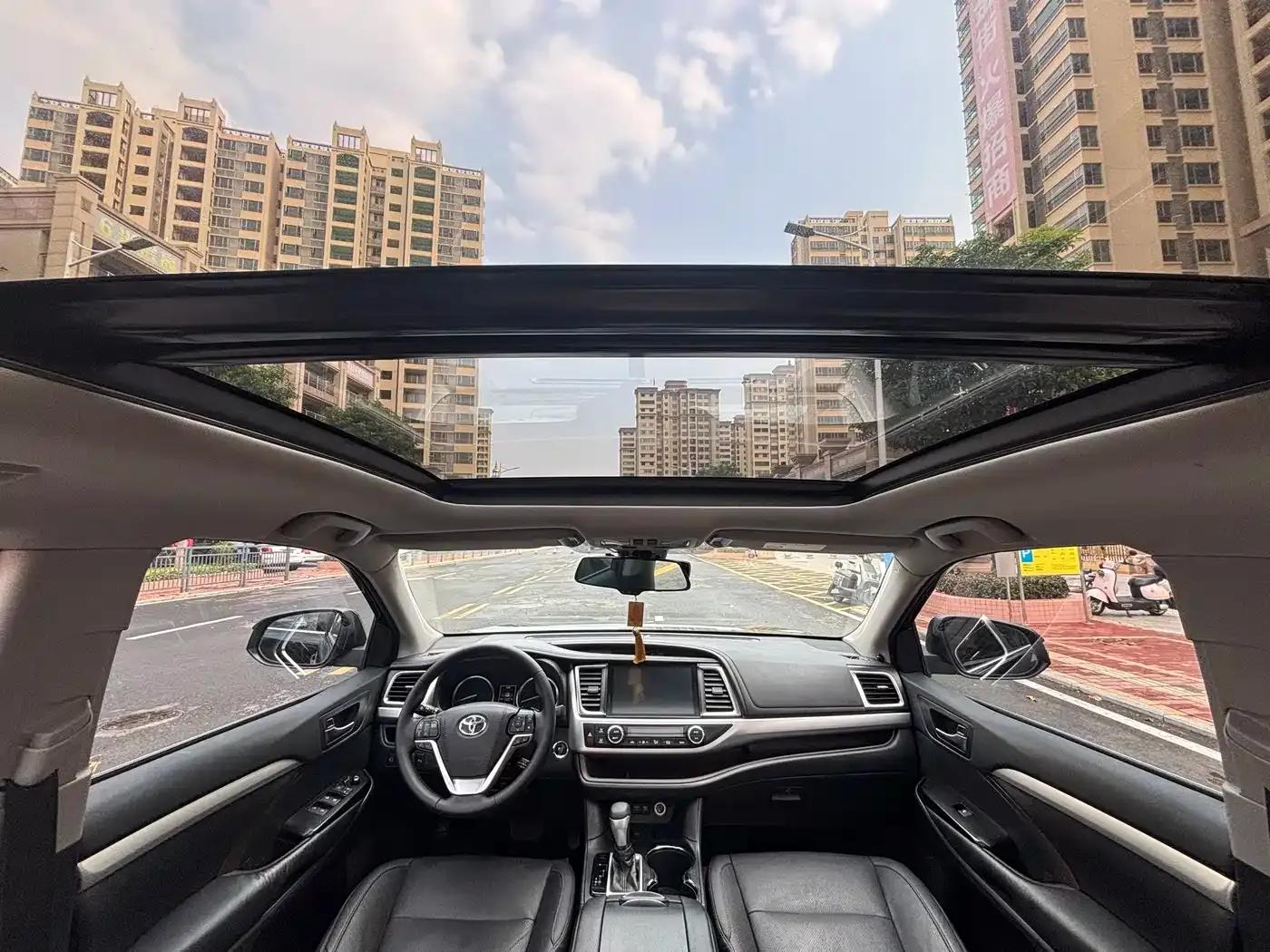 2018 Toyota Highlander 2.0T 4WD Premium Edition 7-seater (China VI Emission Standard) — миниатюра 8