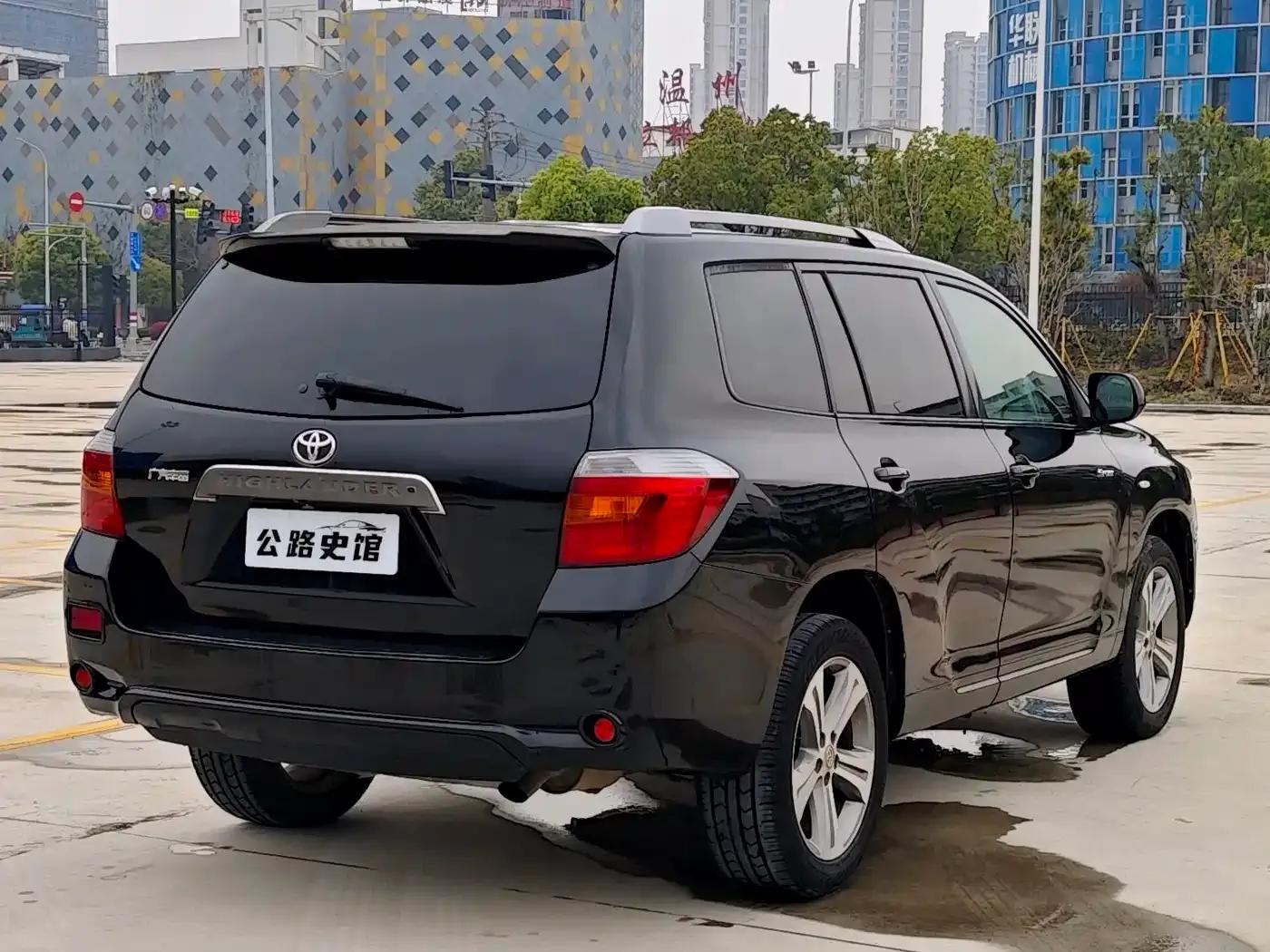 Highlander 2009 2.7L 2WD 7-seater Luxury Edition — миниатюра 5