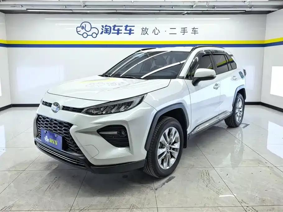 2024 Toyota RAV4 2.0L CVT 2WD Leading Edition — миниатюра 1