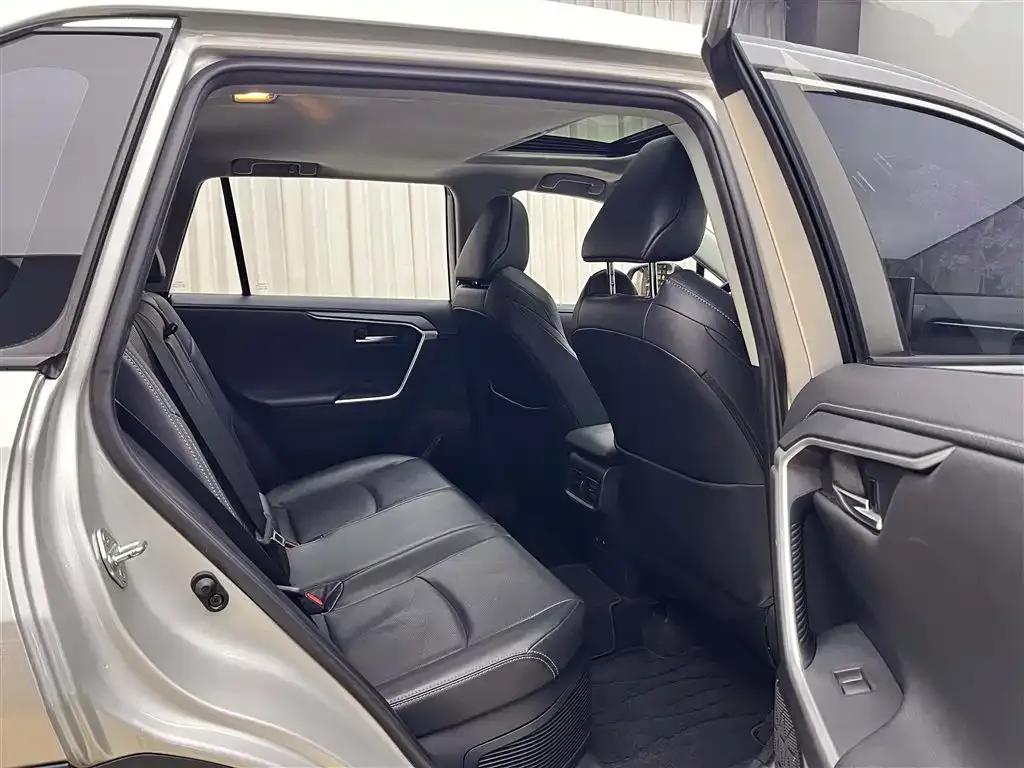 Highlander 2020 Hybrid 2.5L E-CVT 2WD Premium Edition — миниатюра 12