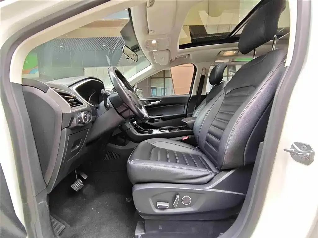 2020 Ford Edge EcoBoost 245 2WD Platinum Edition 5-seater — миниатюра 5