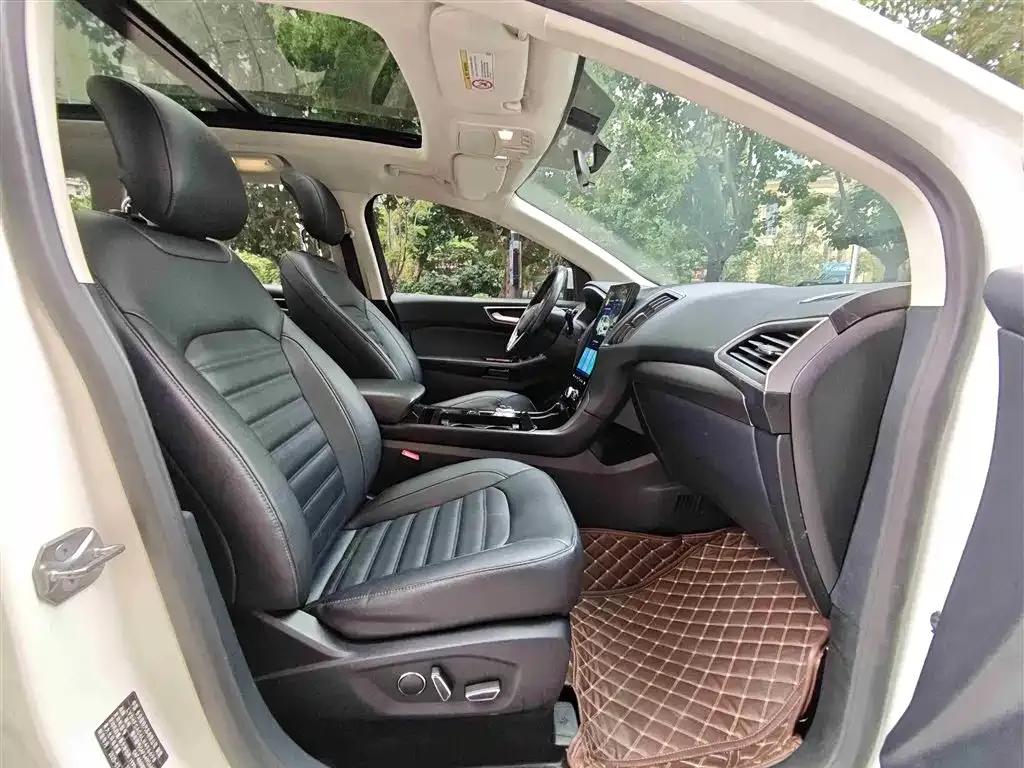 2020 Ford Edge EcoBoost 245 2WD Platinum Edition 5-seater — миниатюра 8