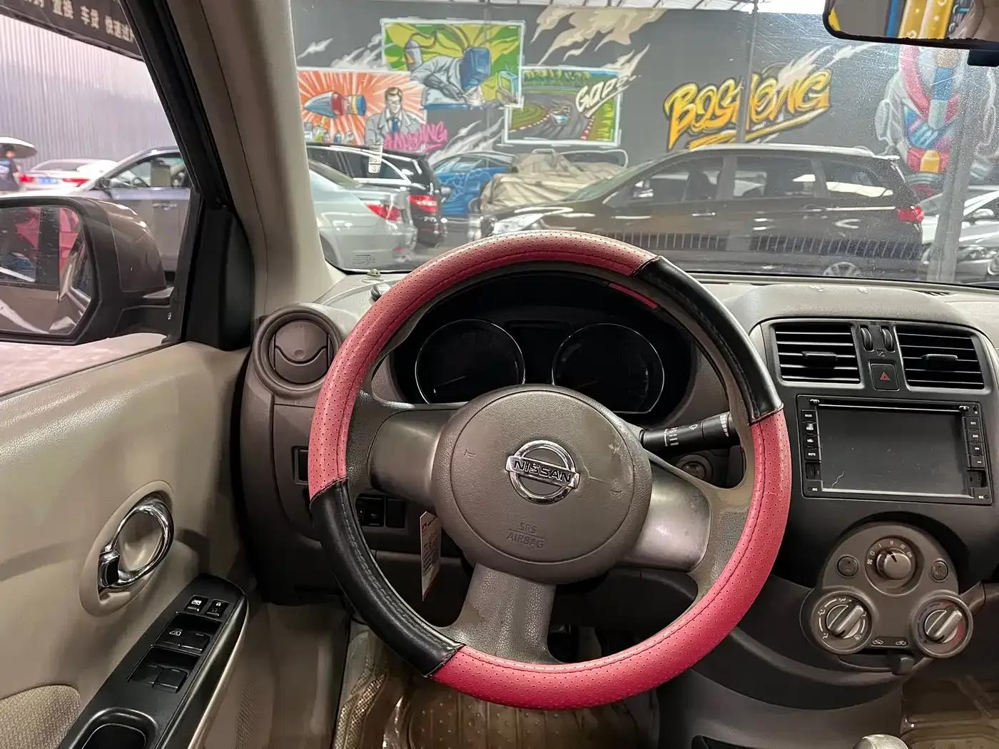 Nissan Sunny 2011 1.5XL CVT Deluxe Edition — миниатюра 12