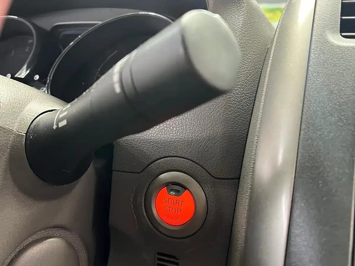 Nissan Sunny 2011 1.5XL CVT Deluxe Edition — миниатюра 15