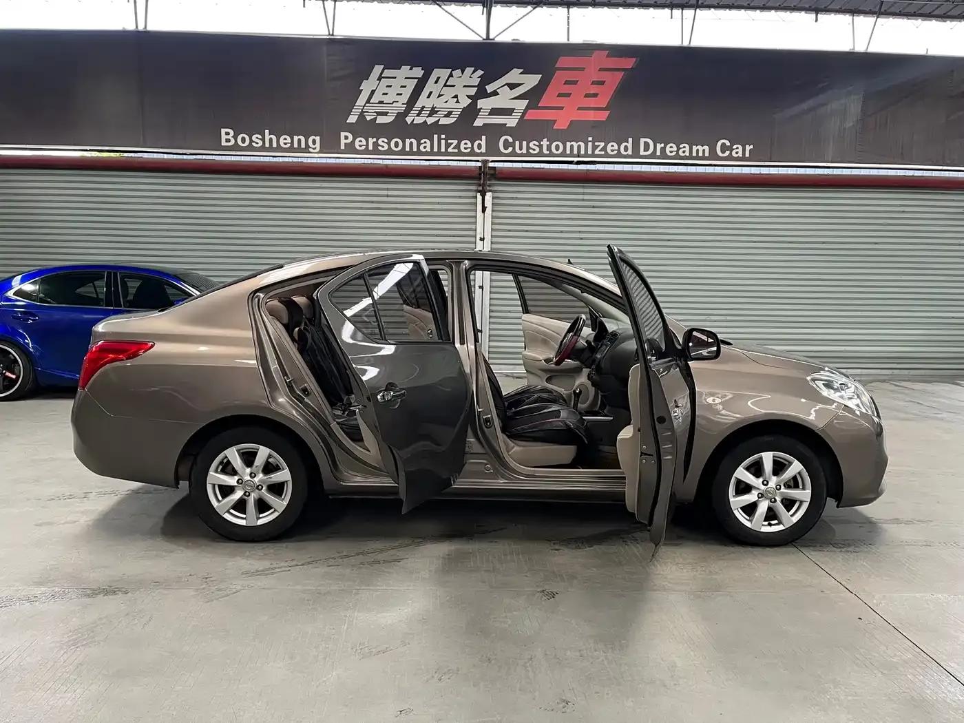 Nissan Sunny 2011 1.5XL CVT Deluxe Edition — миниатюра 20