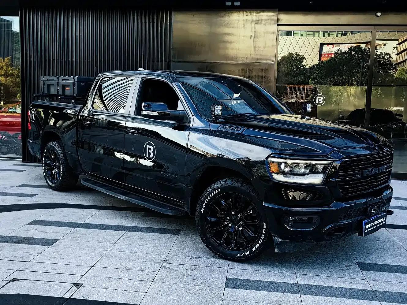 RAM Trucks 2013 1500 5.7L — миниатюра 3