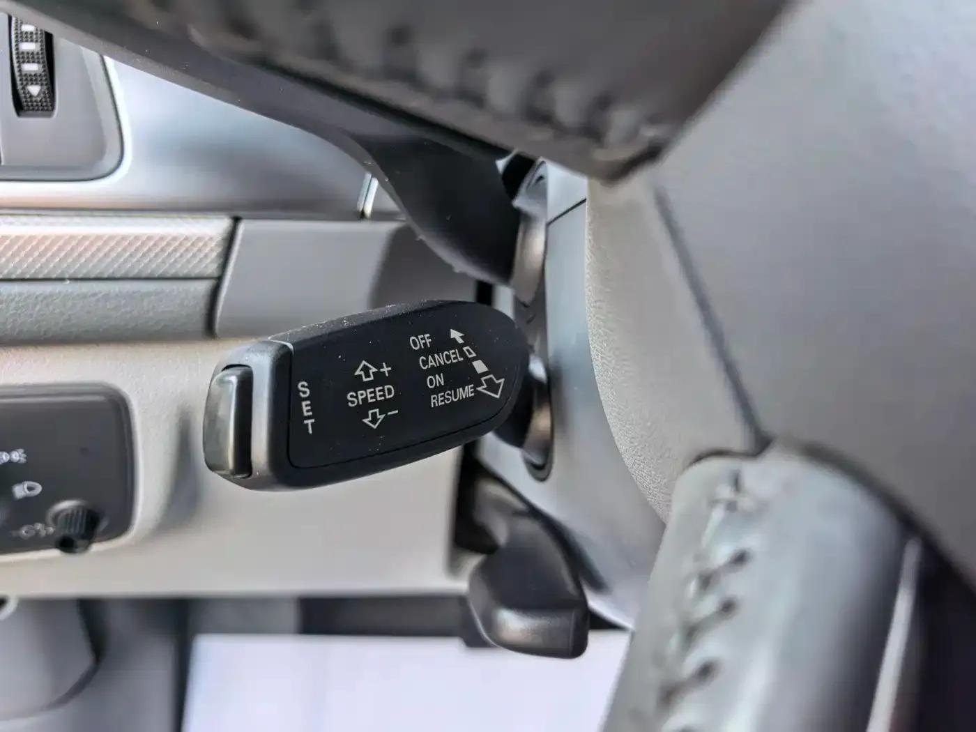 Audi A6L 2014 TFSI Standard Edition — миниатюра 15
