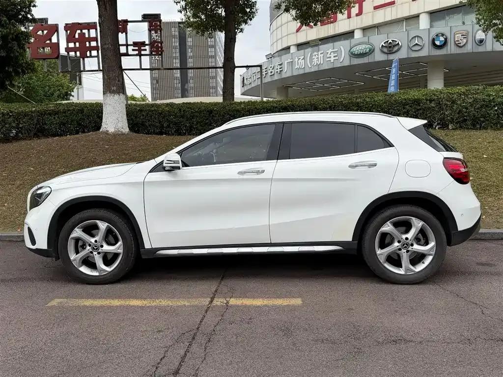 2018 Mercedes-Benz GLA 200 Dynamic — миниатюра 3