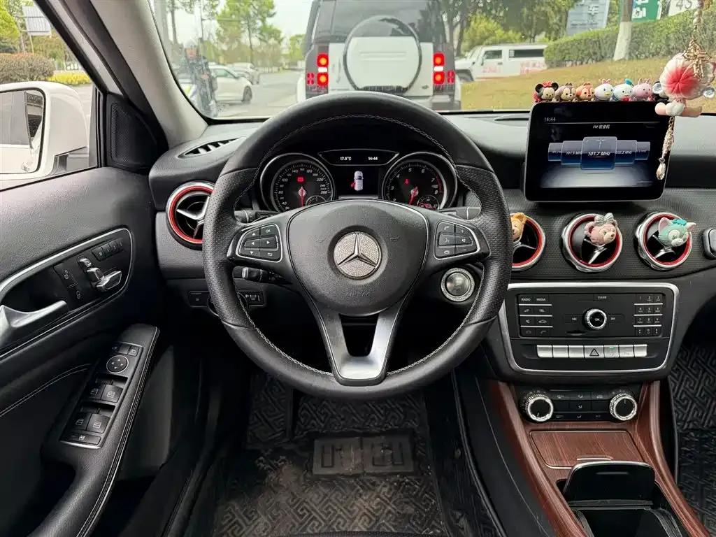 2018 Mercedes-Benz GLA 200 Dynamic — миниатюра 6