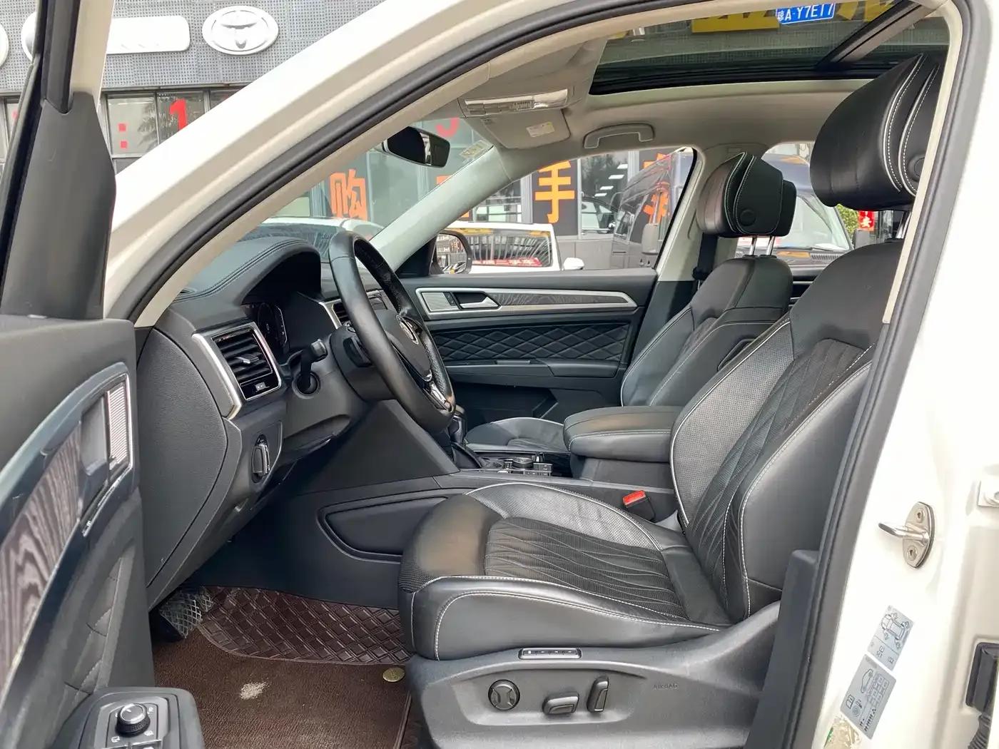 2020 Volkswagen Teramont Facelift 530 V6 AWD Premium Flagship Edition — миниатюра 4