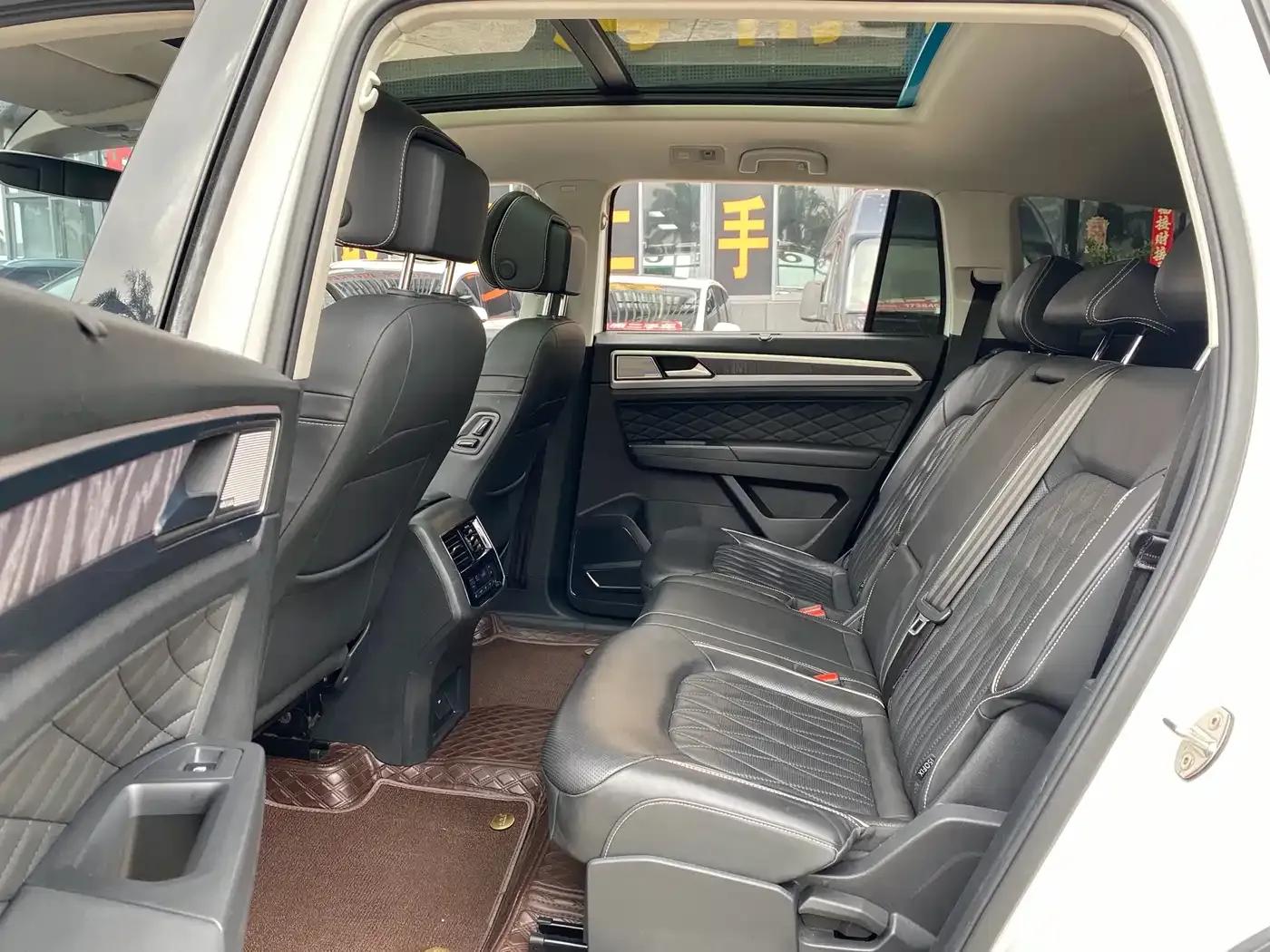 2020 Volkswagen Teramont Facelift 530 V6 AWD Premium Flagship Edition — миниатюра 6